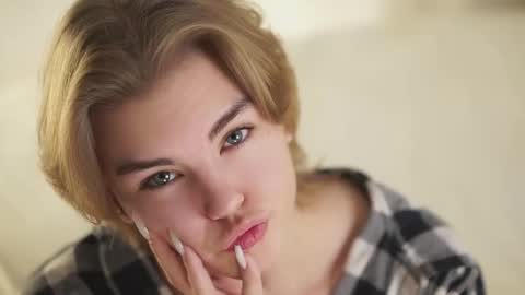 Snapshot of anishavivo chatting on December 2025 12:03:02 PM AnishaVivo online show from December 2025 12:03:02 PM