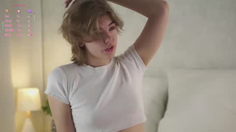 Snapshot of anishavivo chatting on December 2025 12:47:01 PM AnishaVivo online show from December 2025 12:47:01 PM