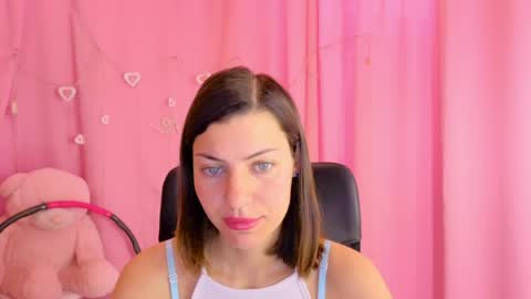 Snapshot of aniskyy chatting on May 2026 05:56:02 AM Anni online show from May 2026 05:56:02 AM