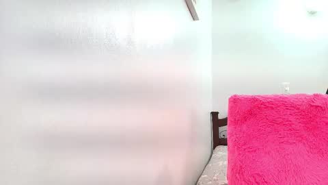 ana independent model online show from March 2026 05:44:01 AM