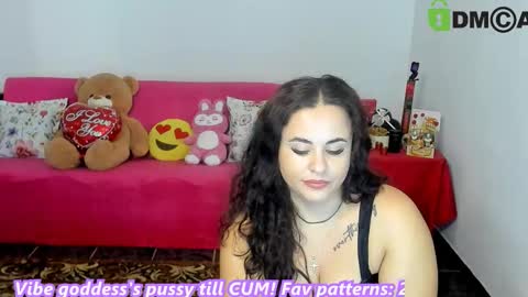 AnissyaX online show from October 2025 02:42:01 AM