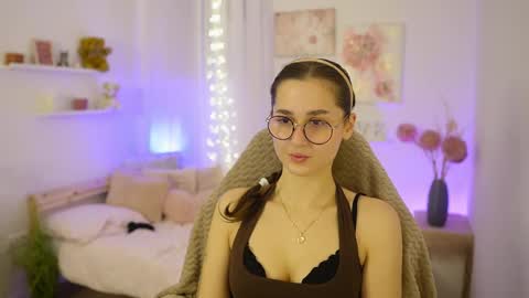 Anita Grey online show from December 2025 07:42:02 PM