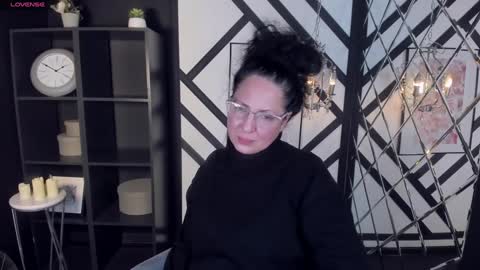Anita online show from January 2025 12:24:01 AM