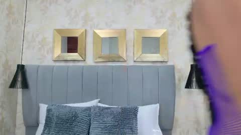Dania Lpez online show from July 2026 12:03:02 PM