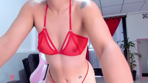 Ana online show from May 2026 09:23:02 PM