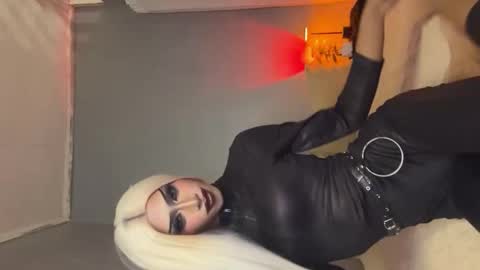 Miss Ann online show from October 2025 11:13:02 PM