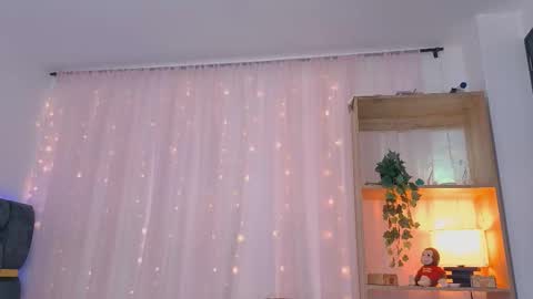 Snapshot of anitaglow chatting on September 2025 04:34:02 PM anitaglow online show from September 2025 04:34:02 PM