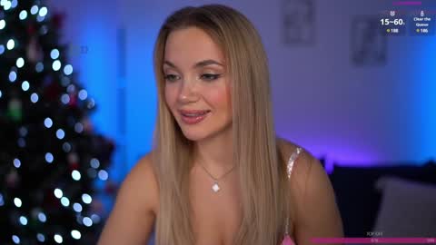 Im Anita thumb up me please its important online show from December 2024 08:36:02 PM