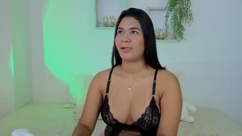 Snapshot of anittafoxx chatting on July 2026 10:35:01 PM anittafoxx online show from July 2026 10:35:01 PM