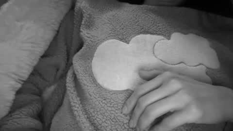 Anje online show from December 2025 05:30:01 PM