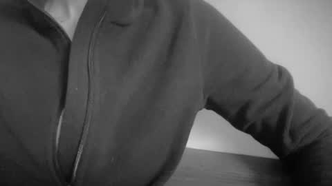 Anje online show from April 2026 04:38:02 PM