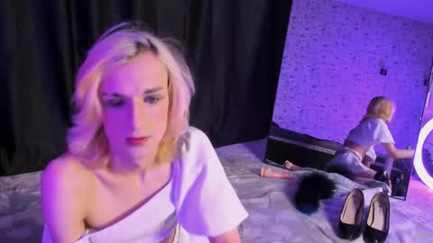 Angel online show from October 2025 06:31:02 PM