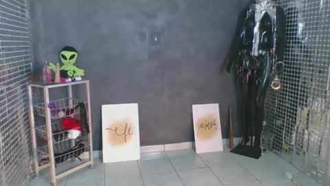 Hello My name is NaiaraPv is OPEN online show from May 2026 12:45:02 PM