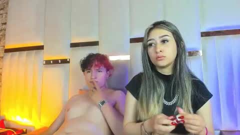 Snapshot of anlleloandangela chatting on December 2025 04:02:01 PM ANGEL AND TEFY online show from December 2025 04:02:01 PM