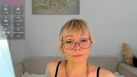 ann_annise online show from July 2026 09:14:02 AM