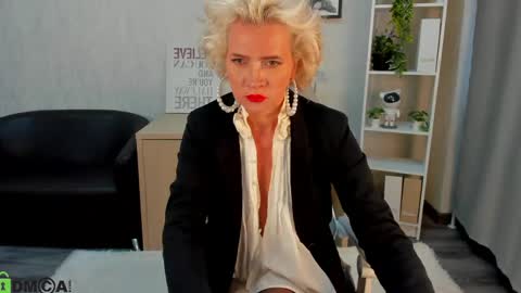 Luna Lady online show from May 2026 08:54:01 AM