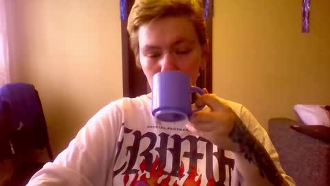 Snapshot of ann_lelala_ chatting on February 2025 04:12:01 AM ann_lelala_ online show from February 2025 04:12:01 AM