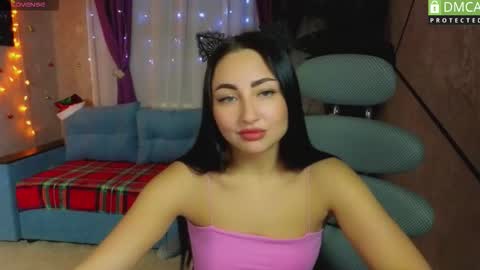 Anna online show from December 2025 01:10:01 AM