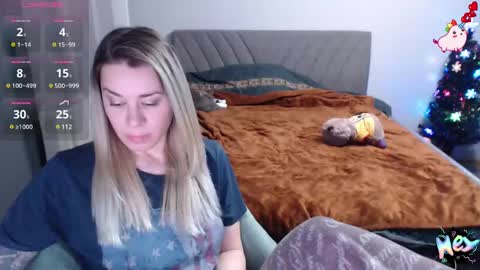 Anadirectgirl online show from December 2024 05:43:01 PM