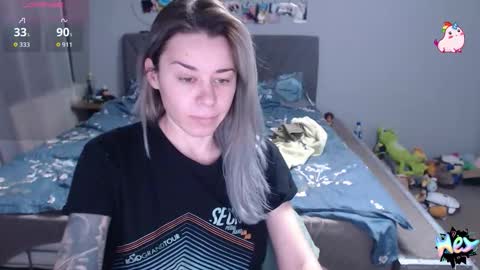 Anadirectgirl online show from December 2025 01:07:01 PM