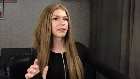 Anna online show from May 2026 09:35:02 PM