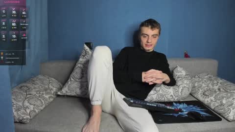 Snapshot of anna_jason chatting on January 2025 07:11:01 PM Fansly Jason sweet ass online show from January 2025 07:11:01 PM