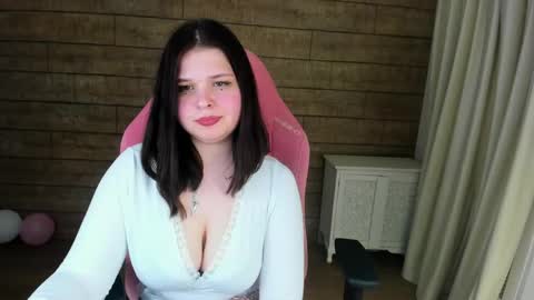 Snapshot of annabanksy chatting on April 2026 01:41:02 PM AnnaBanksy online show from April 2026 01:41:02 PM