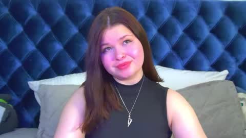 Snapshot of annabanksy chatting on May 2026 04:21:01 AM AnnaBanksy online show from May 2026 04:21:01 AM