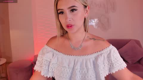 Anna Brooks  online show from January 2025 07:48:02 PM