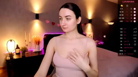 Anna online show from November 2025 02:33:02 AM