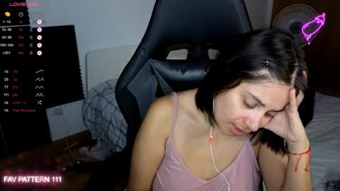 Snapshot of annadolll chatting on October 2025 09:23:02 PM OF twitter annadangerx pornhub online show from October 2025 09:23:02 PM