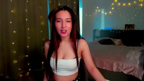 Snapshot of annaelfi chatting on December 2025 07:12:01 AM Anna online show from December 2025 07:12:01 AM