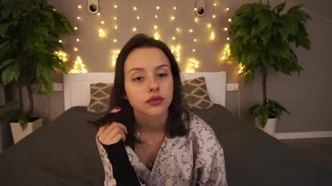 Anna online show from January 2025 04:44:01 AM