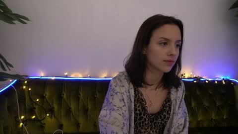 Anna online show from January 2025 12:33:01 AM