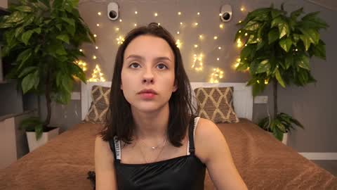 Anna online show from January 2025 03:42:01 AM