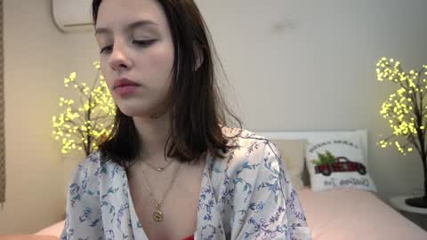 Anna online show from January 2025 08:59:02 PM