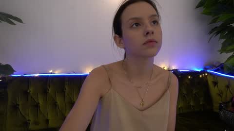 Anna online show from January 2025 10:22:01 PM