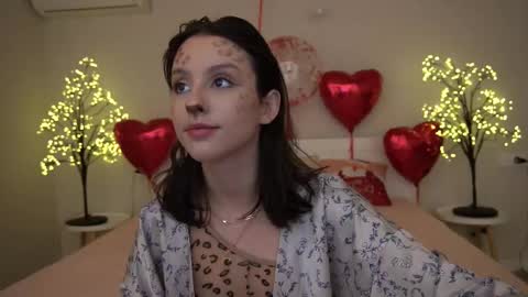 Anna online show from February 2025 09:42:01 PM