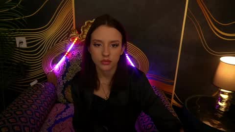 Anna online show from March 2025 10:24:01 PM