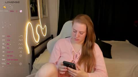 Snapshot of annagrees1 chatting on February 2026 01:13:02 AM annagrees1 online show from February 2026 01:13:02 AM