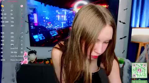 Snapshot of annamarie_foryou chatting on November 2025 07:02:02 PM Holly Molly Im Polly online show from November 2025 07:02:02 PM