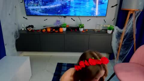 Snapshot of annamarie_foryou chatting on November 2025 07:13:02 PM Holly Molly Im Polly online show from November 2025 07:13:02 PM