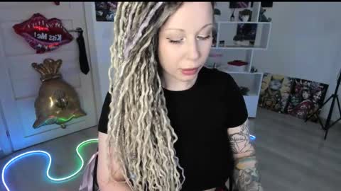Anna online show from May 2026 10:32:01 AM