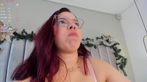 Snapshot of annanoval_10 chatting on December 2025 12:54:01 PM AnnaNoval 10 online show from December 2025 12:54:01 PM