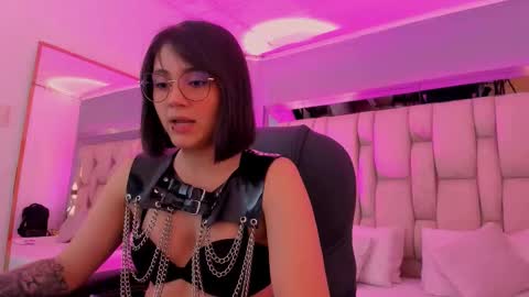 Snapshot of annaralein chatting on October 2025 02:47:02 AM Annara Lein online show from October 2025 02:47:02 AM