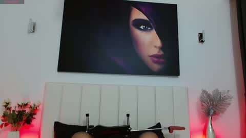 Snapshot of annaros_ chatting on February 2025 07:37:02 PM AnnaRos online show from February 2025 07:37:02 PM