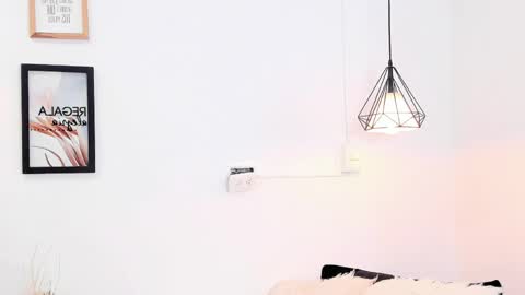 Anna Rosse online show from April 2026 12:17:01 PM