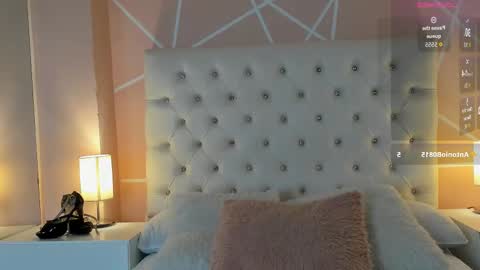 Anna online show from October 2025 01:49:02 AM