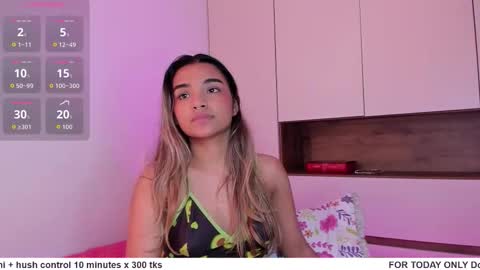 Snapshot of annebull_ chatting on February 2026 04:35:01 PM Anne online show from February 2026 04:35:01 PM