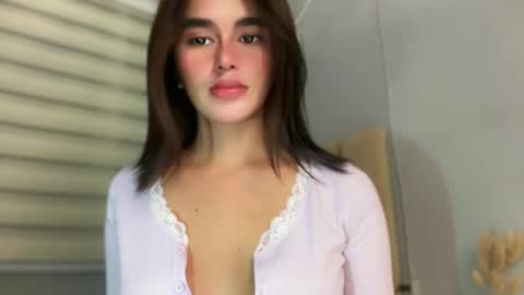 Kim online show from December 2025 04:56:01 PM